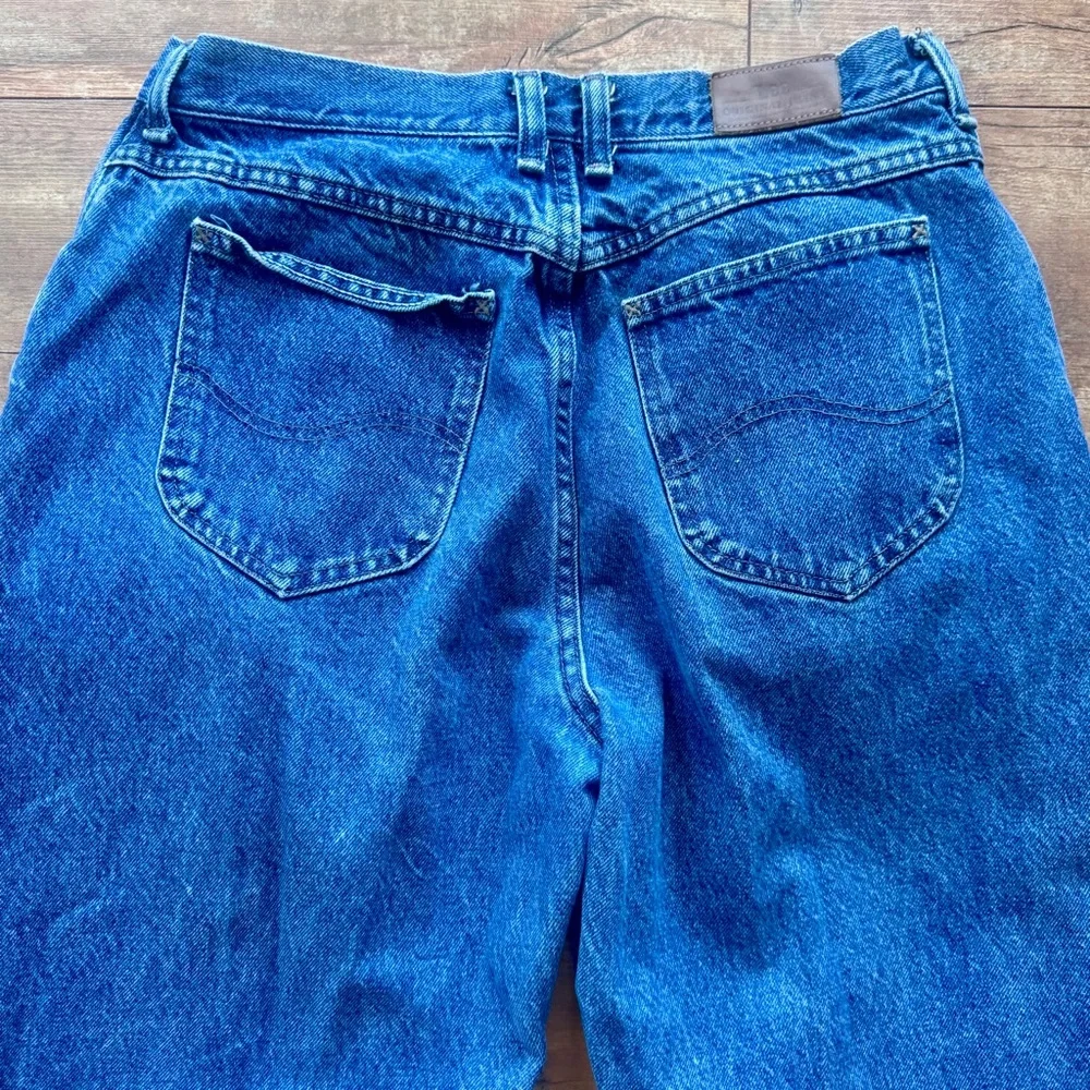 Vintage 90’s Lee High Rise Straight Leg Medium Wash Mom Jeans Size 14 Petite - Picture 6 of 7
